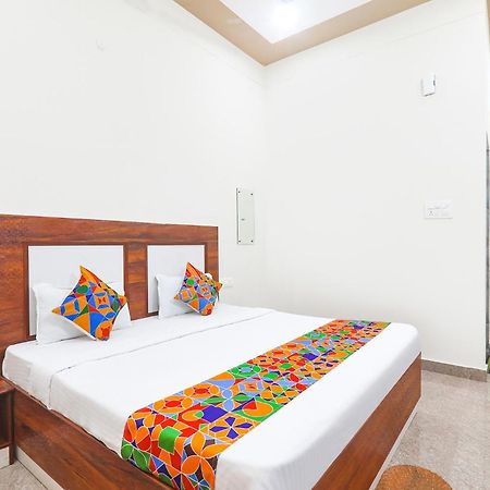 Fabhotel Shree Venkatesh Nileyam Ayodhya 외부 사진